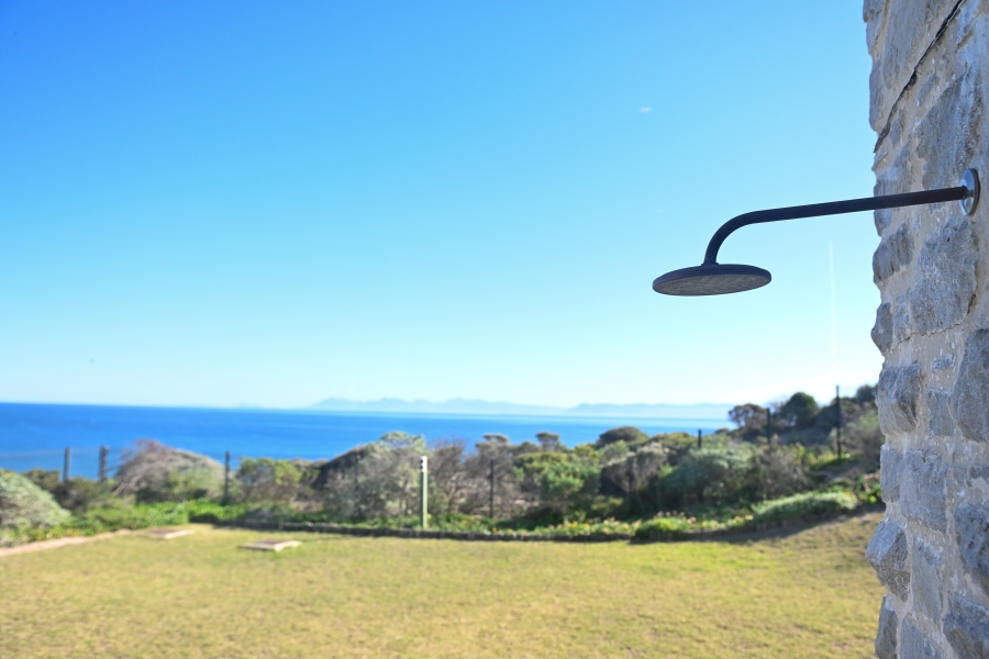 6 Bedroom Property for Sale in Romansbaai Estate Western Cape